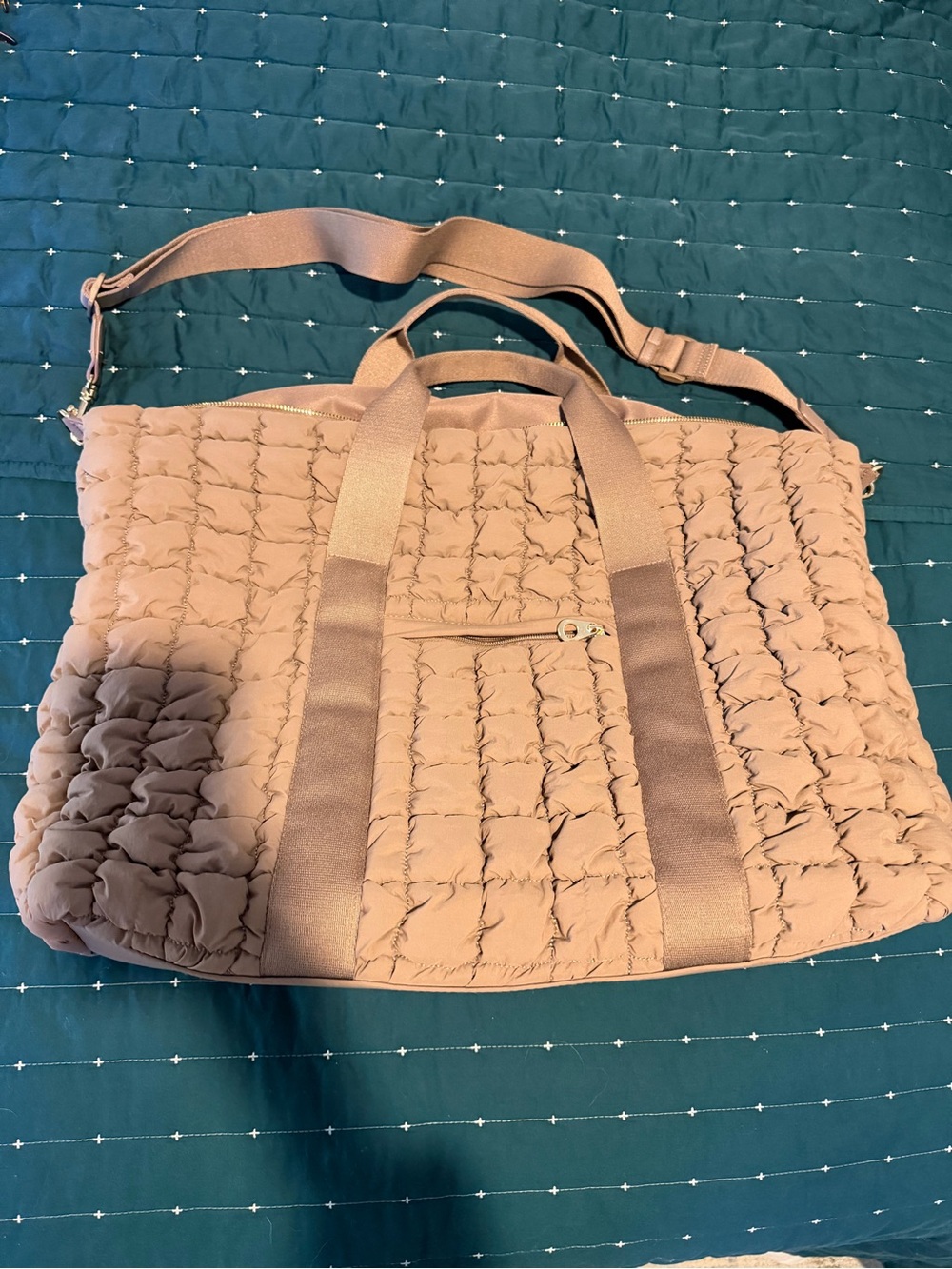 Universal Thread Quilted Ruffle Travel Tote in Blush